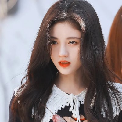 传闻中的女人